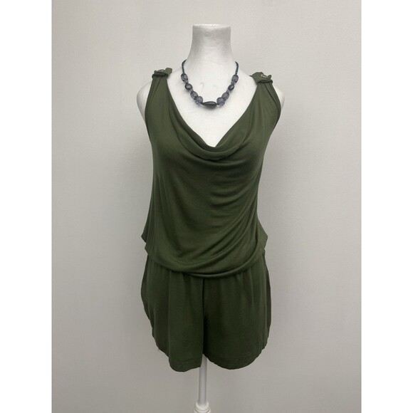 Body Central Women’s Romper Size L Sleeveless Scoop Neck Elastic Waist Green - Picture 1 of 8
